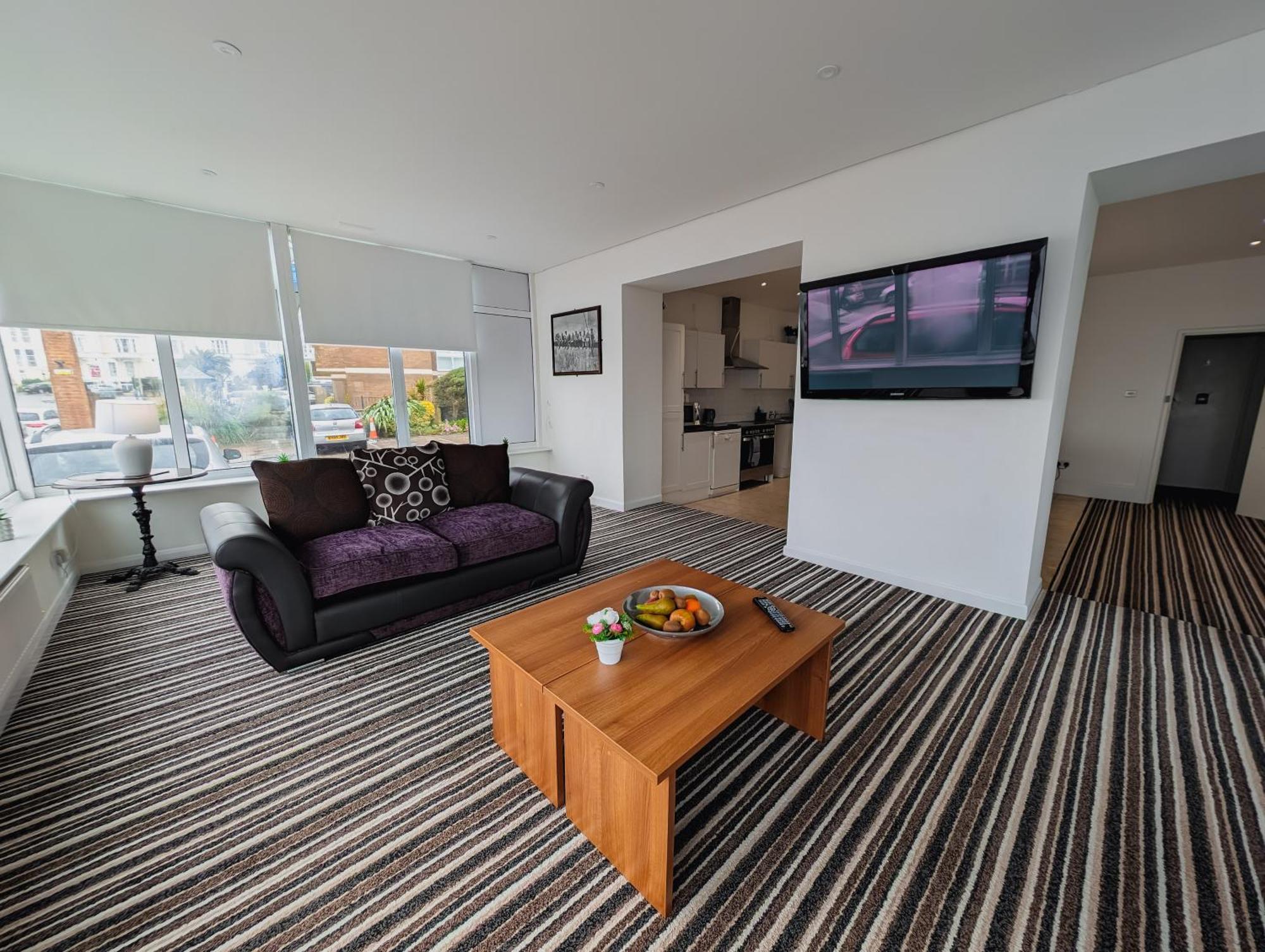 Bay & Harbour Holiday Apartments & Rooms Only Weston-super-Mare Exterior foto